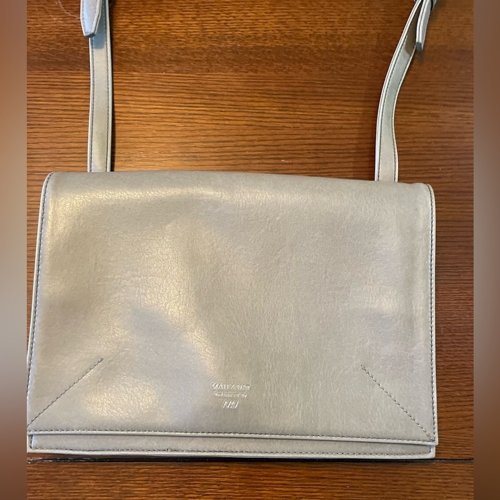 Matt & Nat Purse. Gray. 12” x 8.75”